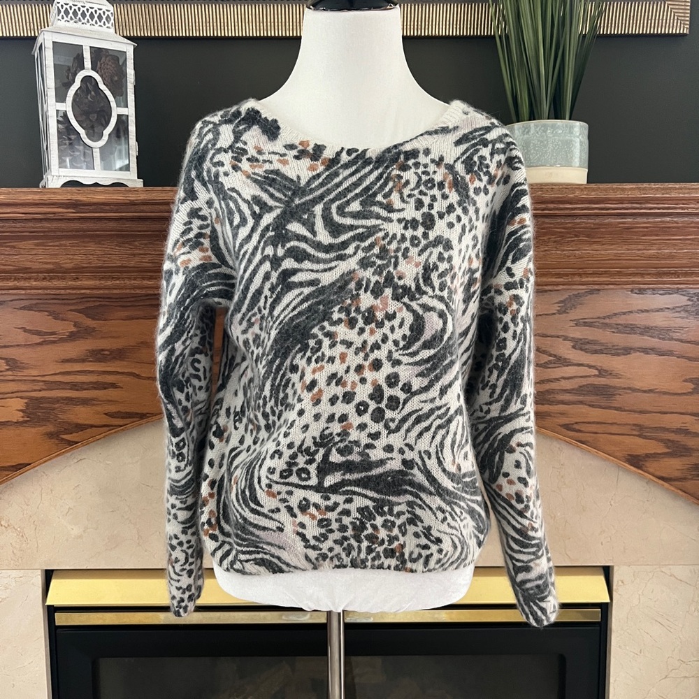 Jamie Scott Vintage Silk‎ Angora Blend Animal Print Crop Sweater Size Medium